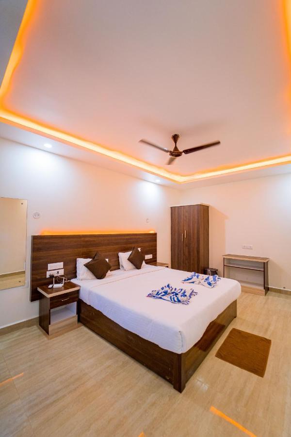 Hotel Darsy Residency à Agonda Extérieur photo